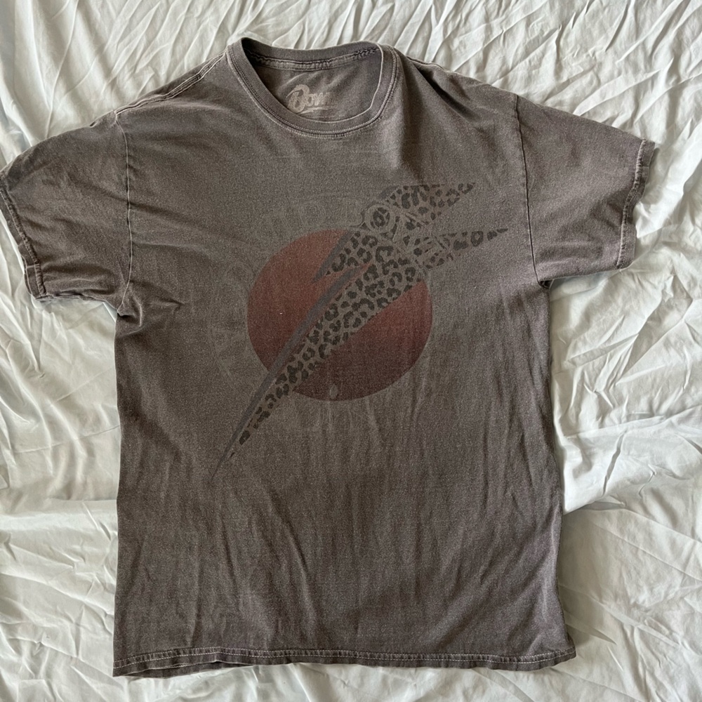 Forever 21 Graphic Tee Shirt